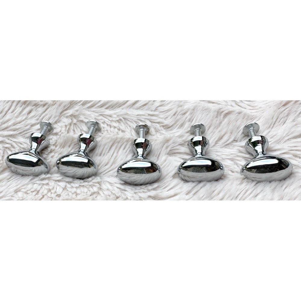 NEW Set of 5 double plated oval shaped cabinet knobs in satin
nickel finish